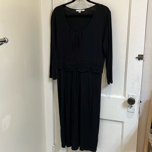 Scoop neck black knit dress